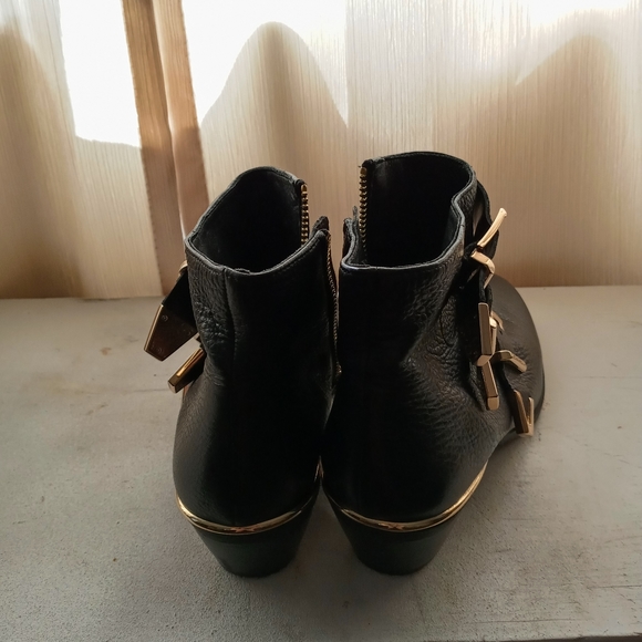 Vince Camuto Boots - Picture 3 of 4